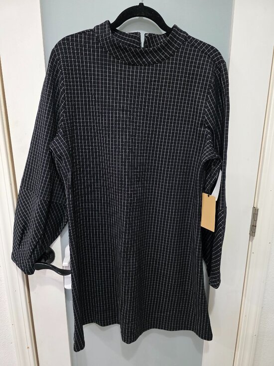 Halogen Dresses & Skirts - Halogen Black Windowpane Shift Dress – Size L – Long Sleeve Mock Neck – NWT